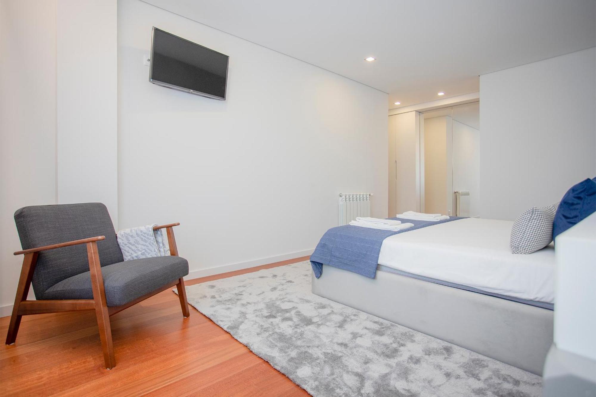 Porto & Douro Vista By Inviting Apartment Valbom (Gondomar)