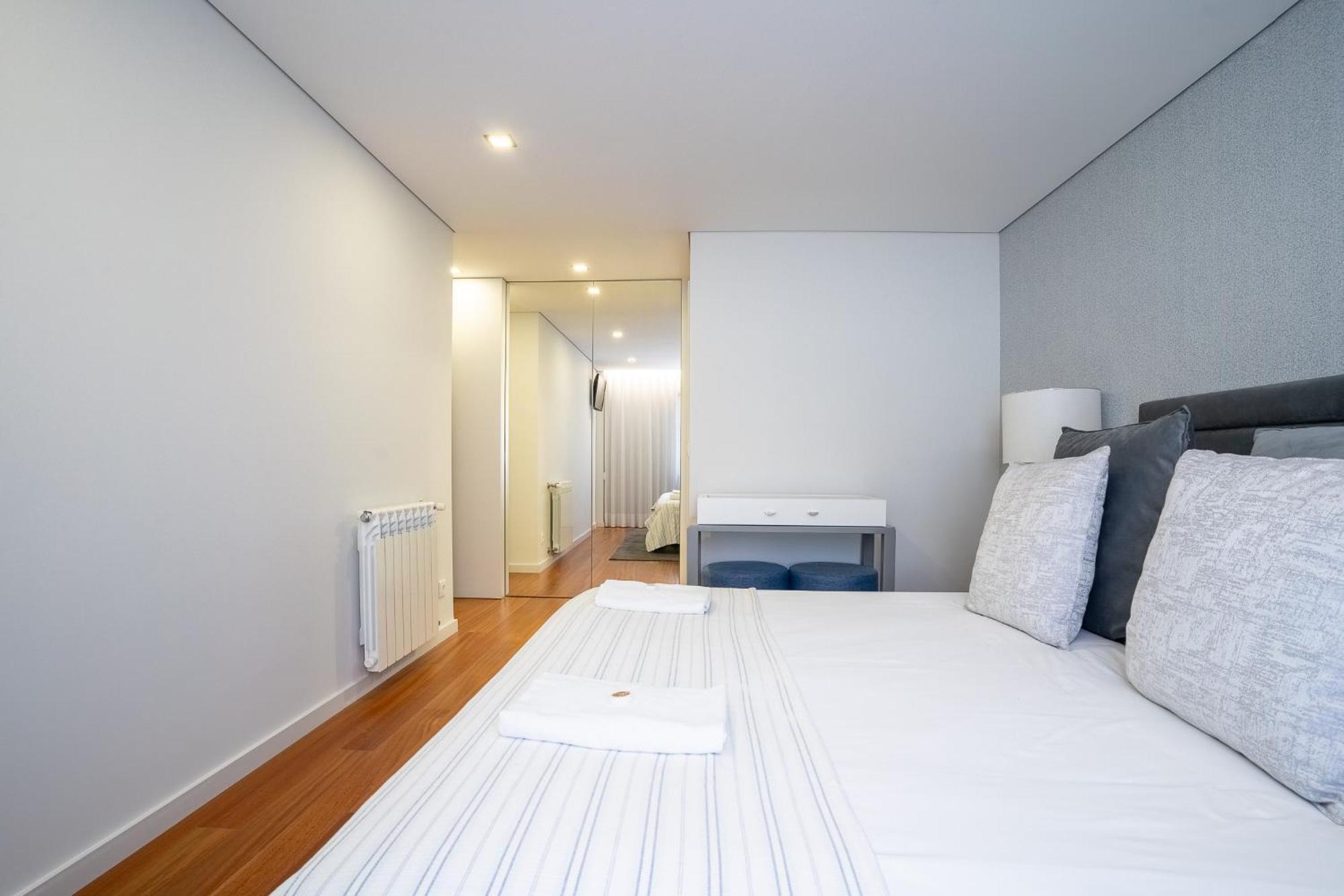 Porto & Douro Vista By Inviting Apartment Valbom (Gondomar)