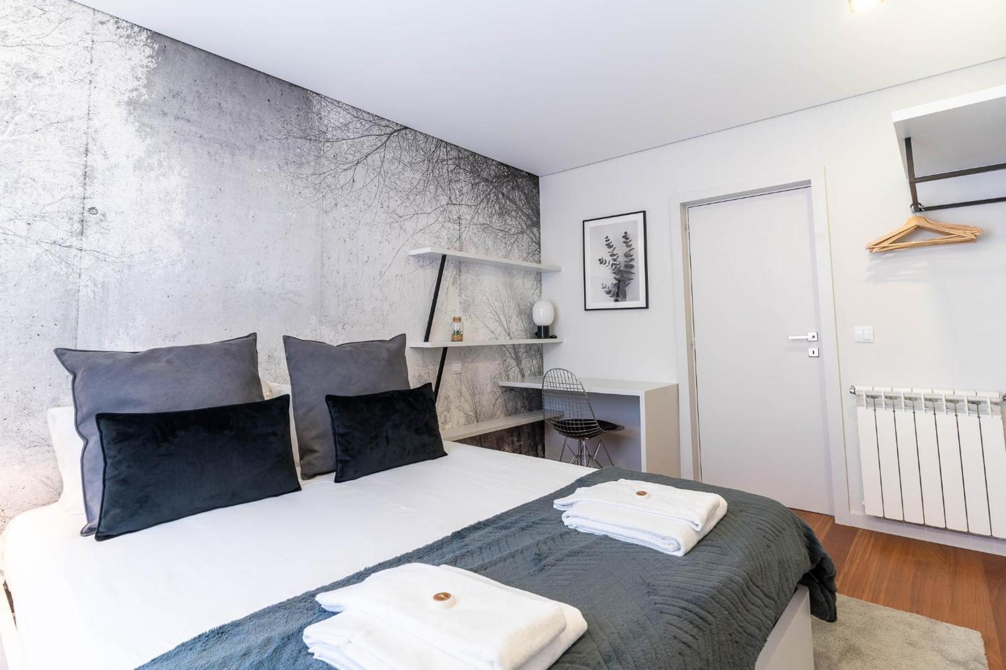 Porto & Douro Vista By Inviting Apartment Valbom (Gondomar)