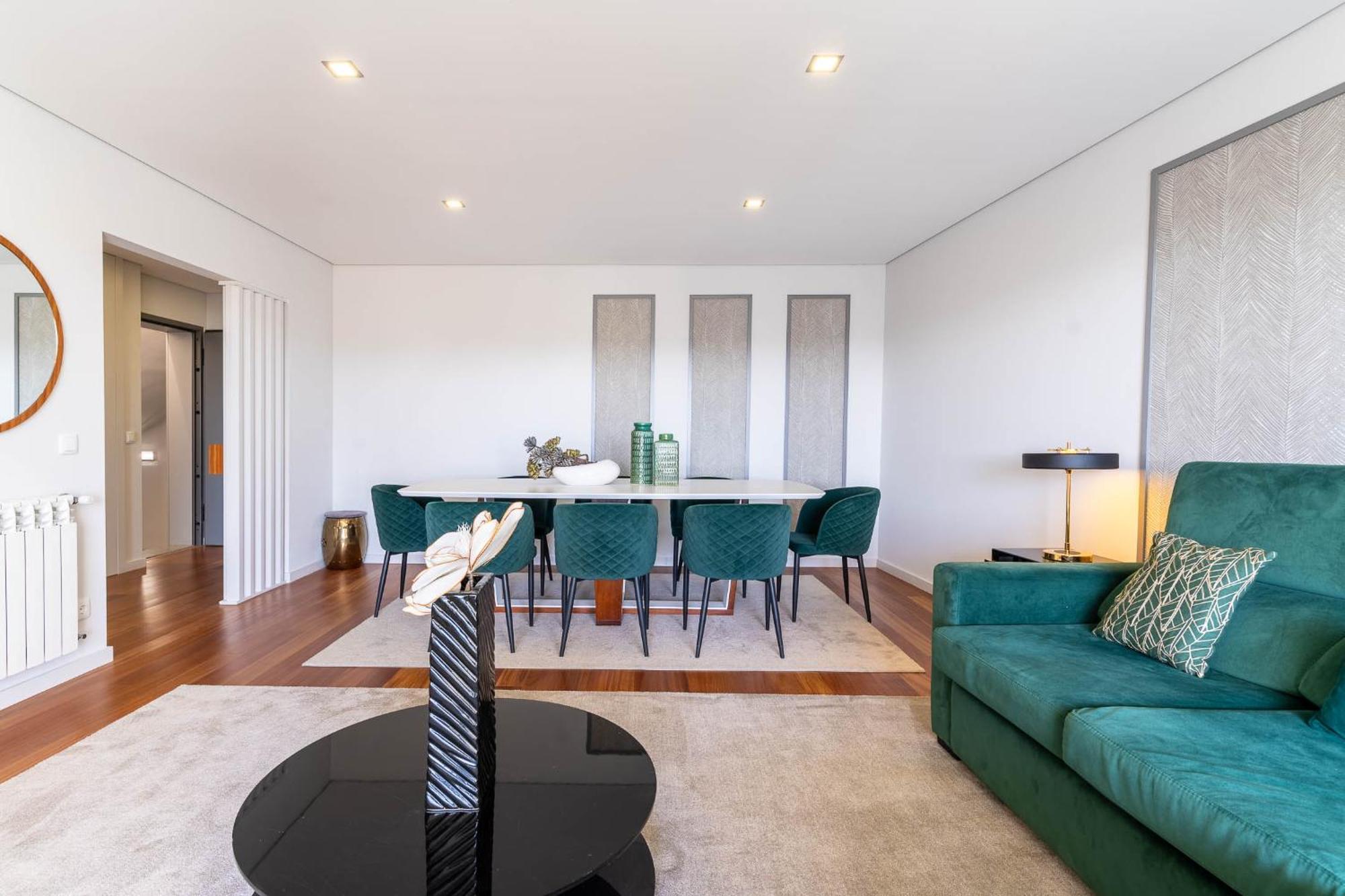 Porto & Douro Vista By Inviting Apartment *