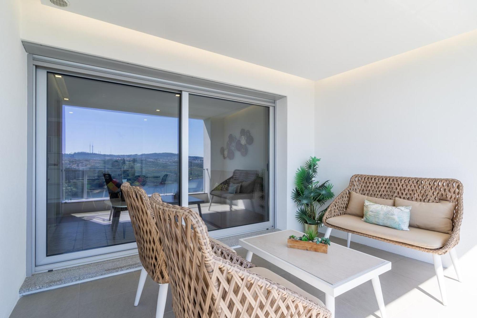 Porto & Douro Vista By Inviting Apartment