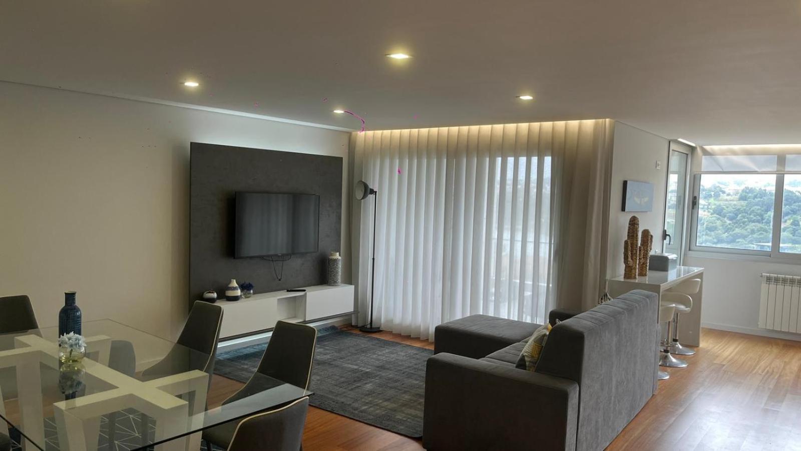 Porto & Douro Vista By Inviting